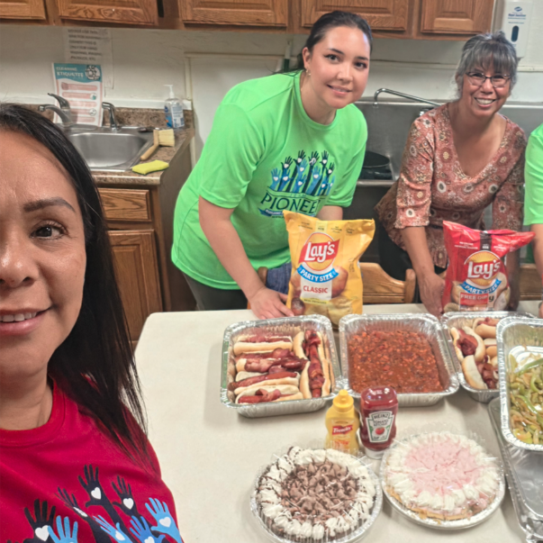 pioneerbank's tweet photo. Last evening, we had the privilege of preparing and serving a meal for the men, women, and children of the Roswell Homeless Coalition (RHC).
We served Mexican hot dogs, chili beans, sautéed vegetables, chips, and pie.
It was a truly rewarding experience to give back to our... https://t.co/EnsJIgqkk6