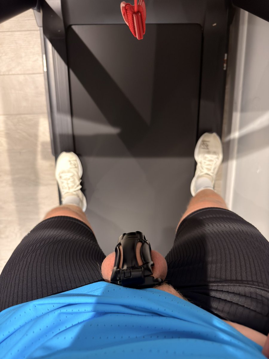 Sub97The's tweet photo. Best part of having a treadmill at home is wearing what I want &amp; having a constant reminder of my @KINK3Ddesigns cage whenever I look down https://t.co/OO1pc3Wk7B