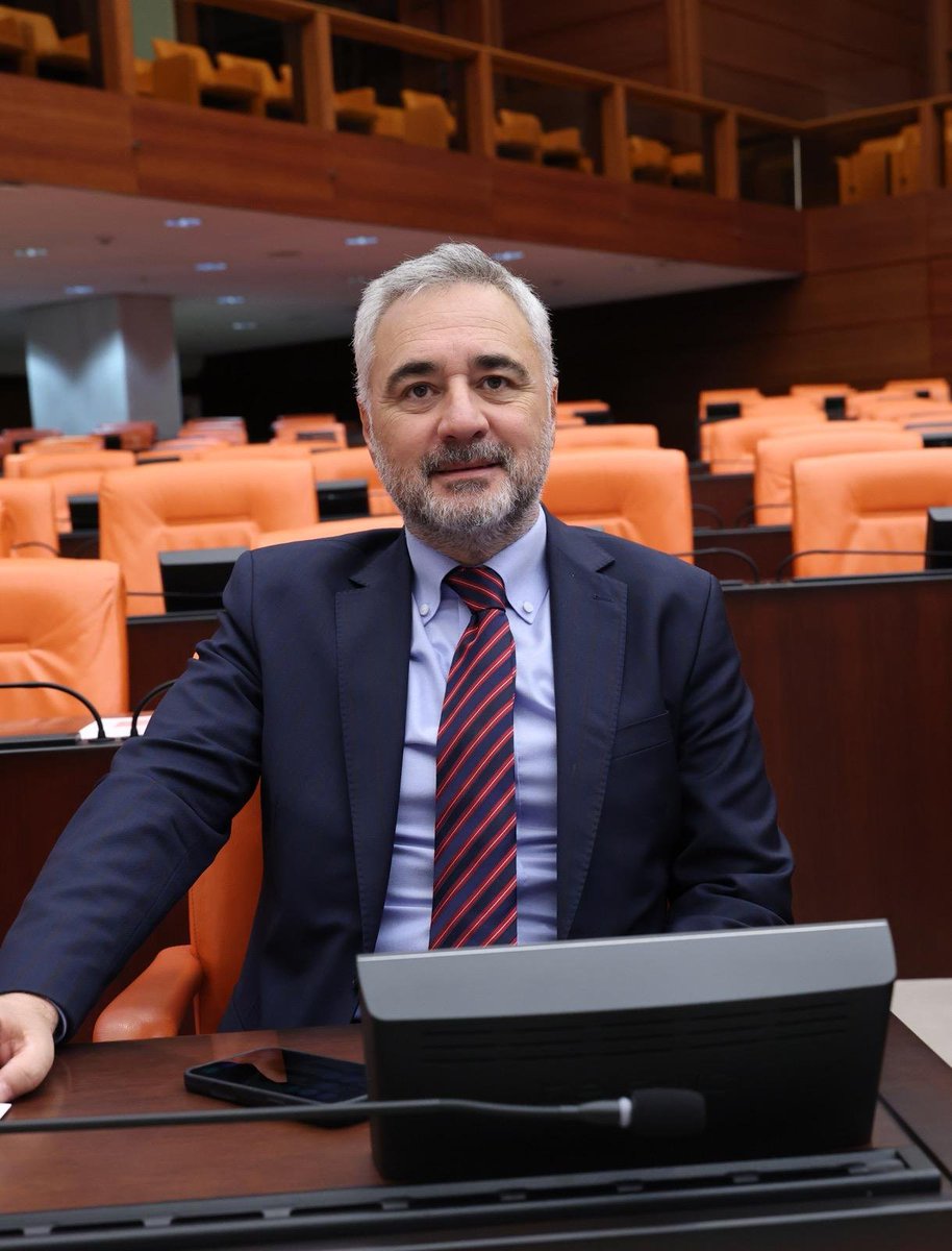 gokhansaricam's tweet photo. 📍TBMM Genel Kurulu

Gazi Meclisimizde Genel Kurul çalışmalarımıza devam ediyoruz.

Bugün, 280 Sıra Sayılı Yargının Etkin ve Verimli İşlemesine Yönelik Bazı Kanunlarda Değişiklik Yapılmasına Dair Kanun Teklifi üzerinde görüşmelerimize başladık.

Görüşmelerimizin ülkemiz ve aziz milletimiz için hayırlara vesile olmasını temenni ediyorum. 🇹🇷

@TBMMresmi @TBMMGenelKurulu
