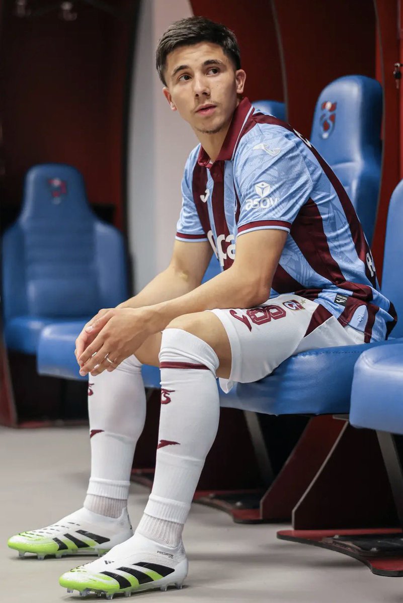 Emre tweet media