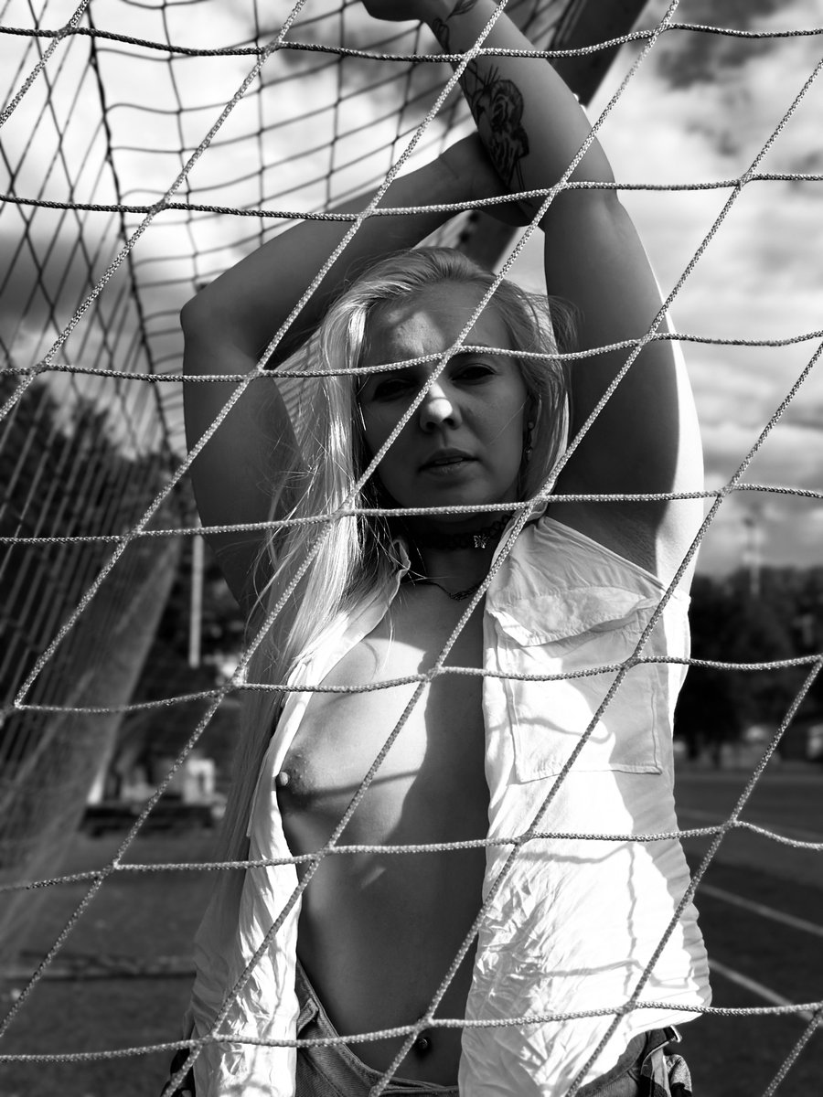 Agata_sens's tweet photo. France or Spain tonight? Doesn’t matter…

I’m playing without rules on the field 😏⚽

Arms up, tits out, ready to get fucked by the winning team!

#PAWG #BigAss #Curvy #Redhead #ThickGirl #NSFW #FranceVsSpain https://t.co/DM8mzThc4M