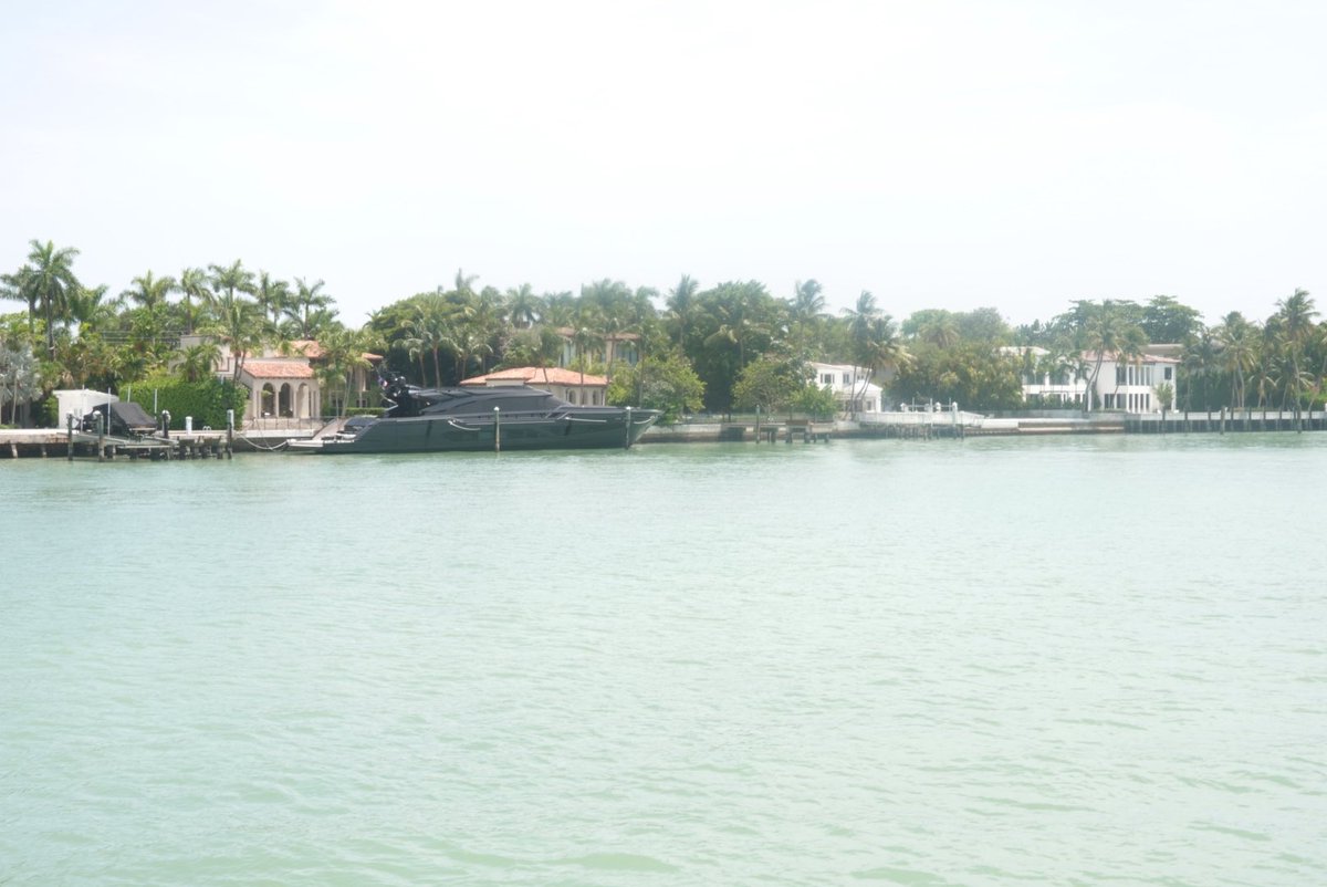 oneillworld's tweet photo. Miami 🏝️ https://t.co/NvVTzGiaF7