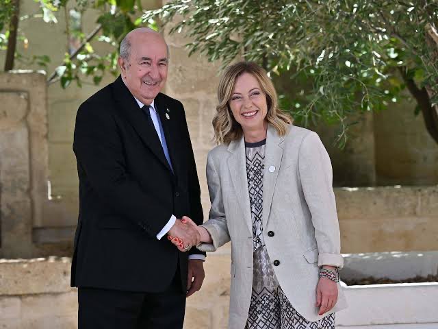 JUGUADHS's tweet photo. @LBleuBlancRouge https://t.co/SPDVxUzTWJ