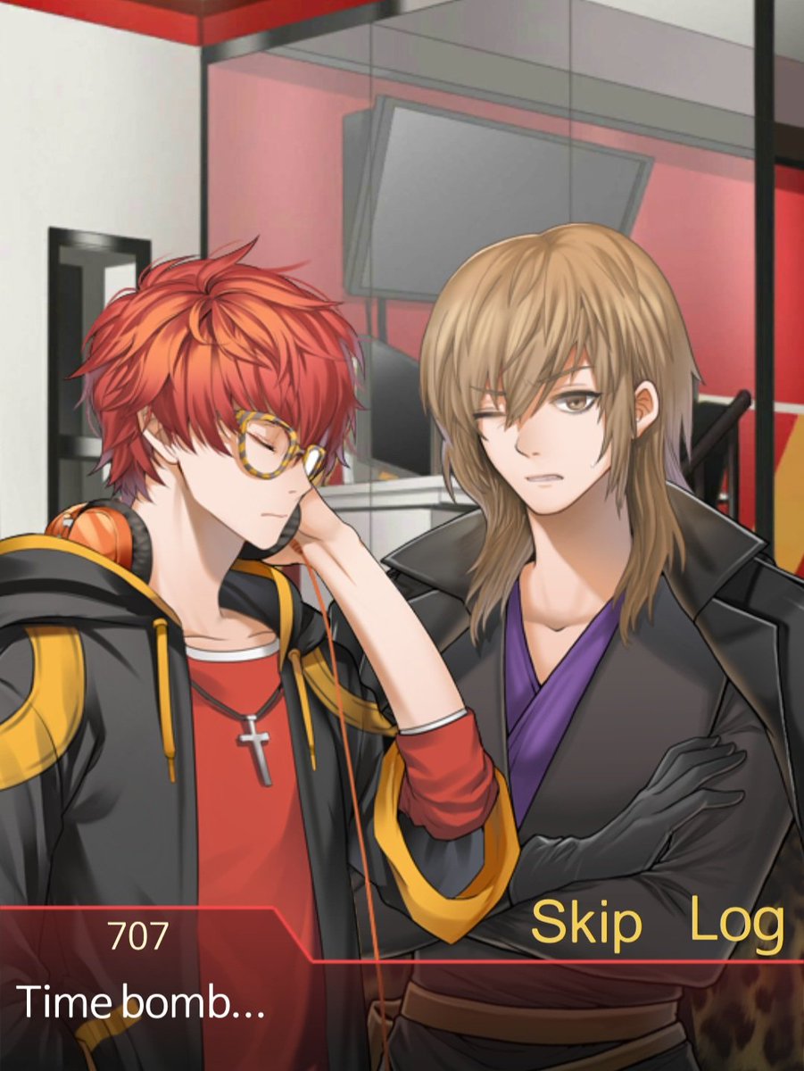 KomaedaRandal's tweet photo. the wise 707 after he gets asked whats the sloppiest of all hetslop ships: https://t.co/84fd2CF8iP