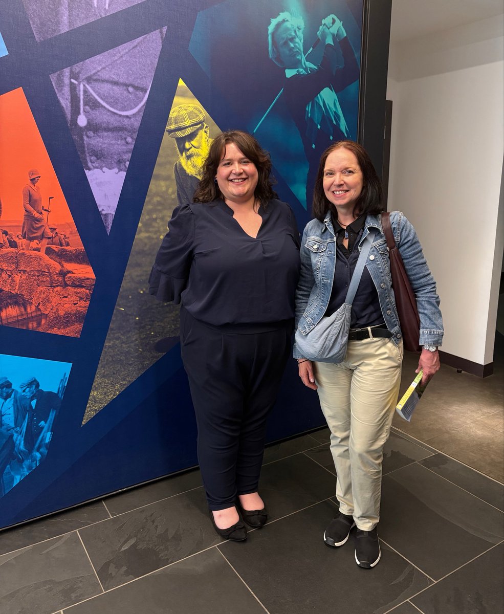SandRussellArt's tweet photo. Amazing day in #StAndrews today with fab Golf Historian &amp; Curator @Hannika83 at @RandA @WorldGolfMuseum, seeing the fab exhibition of 200 Years of Scottish Golfing Art. Absolutely loved it!

⛳️🏌🏻🏌🏽‍♀️🎨😍

#TheOpen #GolfArt #StAndrews #golf https://t.co/FxaRbOrzFp