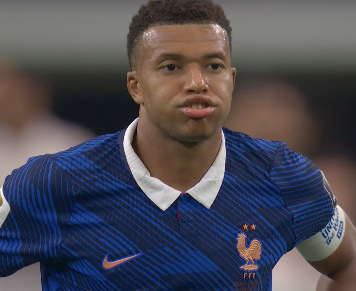 oficialsincerao's tweet photo. Tá em choque, Mbappé??????

KKKKKKKKKKKKKKKKKKKKKKKKKKKKKKKK https://t.co/iNmJ9iEeG4