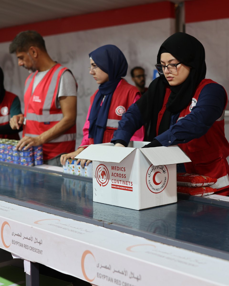 medics_ac's tweet photo. 📦 Hundreds of food parcels packed in Cairo.
🚛 Prepared for delivery into Gaza.
🤝 Made possible by our volunteers, donors and supporters.
Thank you to everyone who contributed their time, funds and effort to make this work possible. ❤️🇵🇸
#MedicsAcrossContinents #GazaAid https://t.co/UJipMJ6xf0