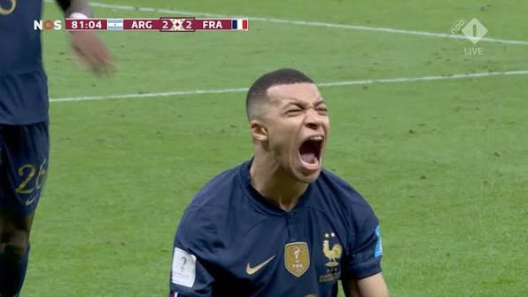sapillopillo's tweet photo. españa, yo no me confiaría mucho de un mbappe desaparecido yendo 2 a 0 https://t.co/0OTZfrgjDg