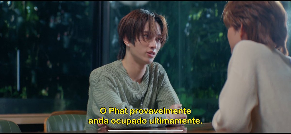 jwangtea's tweet photo. a grande ocupação do phat: brincar de escorregar na escada kkkkk #KnotEP3 https://t.co/lBs4aWSEhc