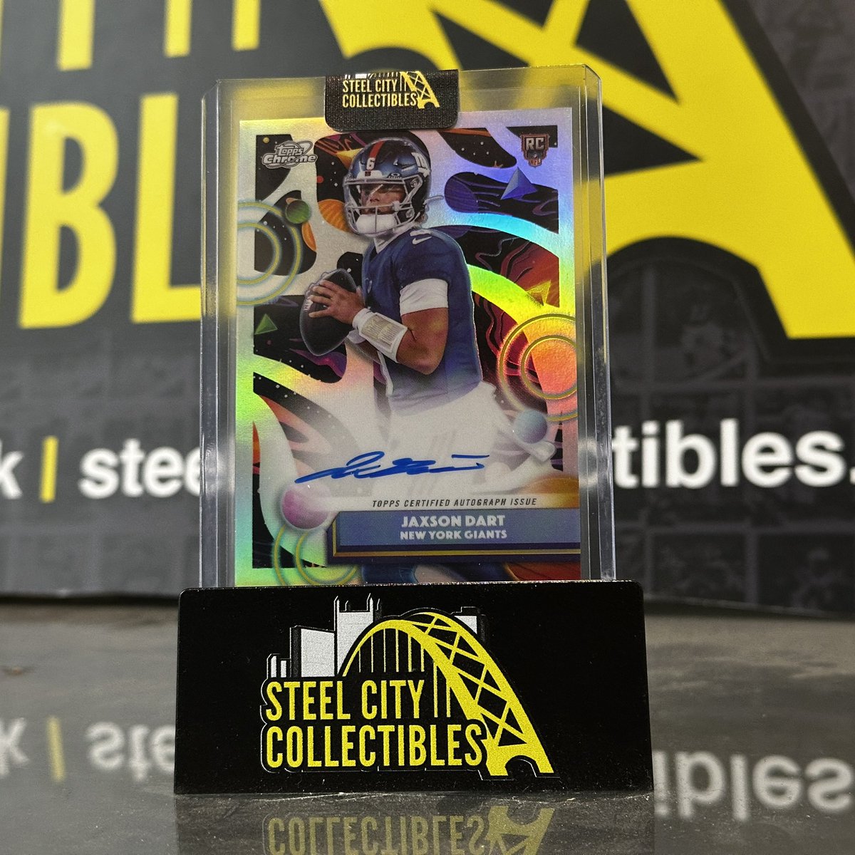 SCCLiveBreaks's tweet photo. Big #HitOfTheDay
Jaxson Dart @Topps Cosmic Chrome RC Auto! https://t.co/bs4LKgPQUo