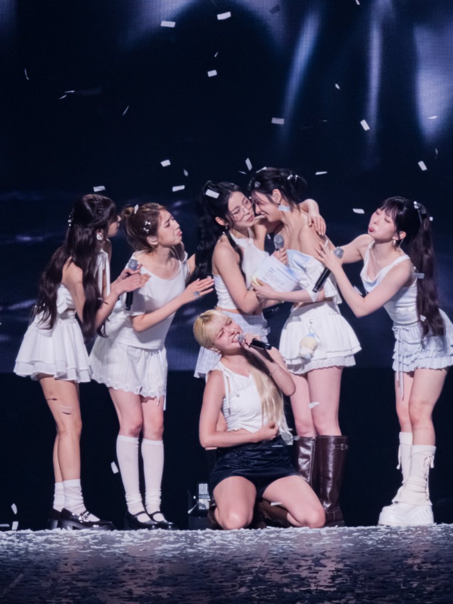 Chouyehchang's tweet photo. NMIXX in Kaohsiung Day 1&amp;2
#릴리 #lily #해원 #haewon #설윤 #sullyoon #배이 #bae #지우 #jiwoo
#규진 #kyujin #NMIXX #엔믹스 https://t.co/Sx5Rg6UMKN