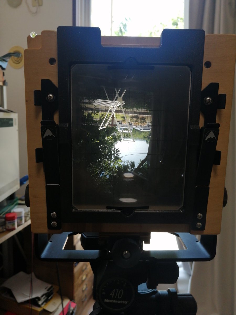 classicalcamera's tweet photo. 150ミリだけどマウントが無理でピントがもう少し無限が大きすぎる。
マクロで楽しい事はあるけどね〜
ライカLマウントで付けるのがこれは印画紙用しか持ってるので。。。 https://t.co/N5xPN3zUVp