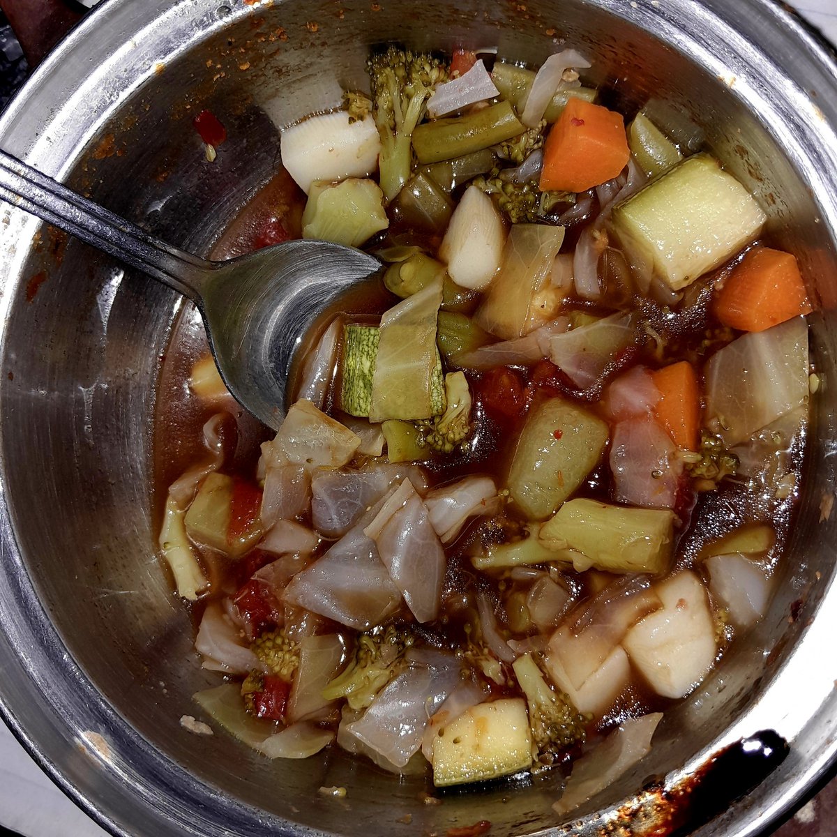 talacharte's tweet photo. #Verdurama
#mexicanVegan
#CaldoDeVerduras
#sopaInfinita https://t.co/DPAoqvW0CJ