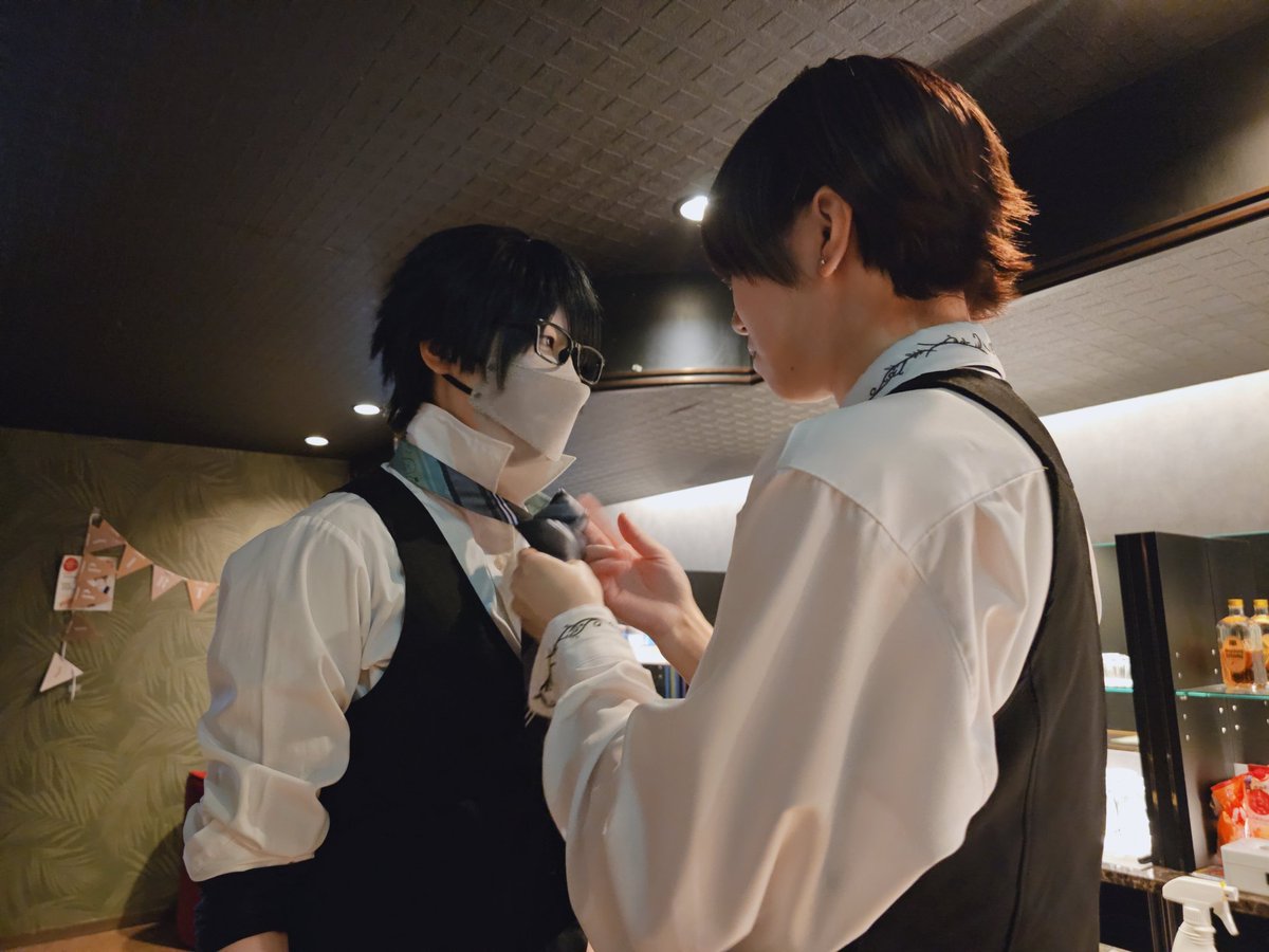 ArteLuXcafe's tweet photo. ネクタイ結べない人👶🏻👓 https://t.co/shDhcYweLt