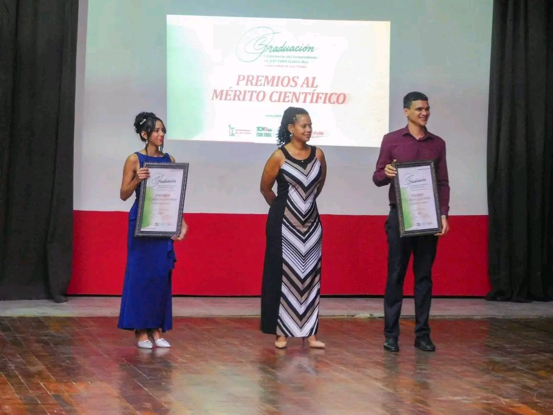 EspinosaDanis's tweet photo. ¡Llegó el momento esperado!
En el año del Centenario del Comandante en Jefe Fidel Castro Ruz, nuestra Alma Mater tunera celebrar la Graduación 2026. ¡Felicidades a los nuevos profesionales de Las Tunas! 🇨🇺📚
#SomosULT #UniversidadCubana #CubaMES #TareaDeGrandes https://t.co/3LWWjlJZnm