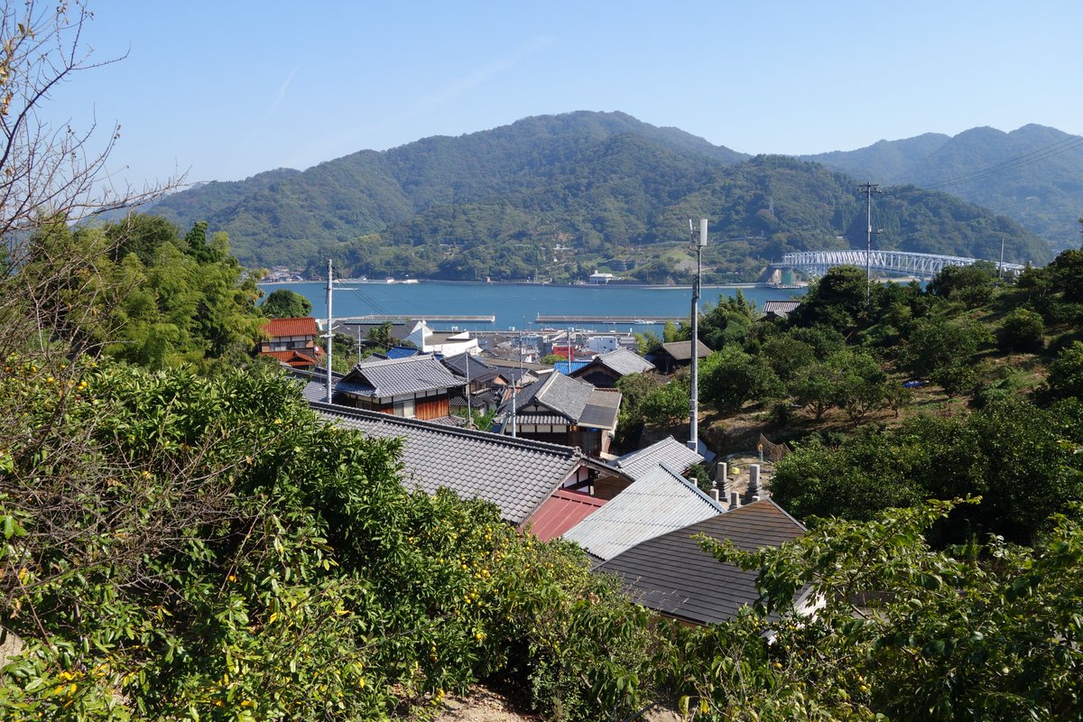 masato19400's tweet photo. 跳べないウサギと神の島の連載前に資料集めに行った島々 https://t.co/HAsEPLFAD0