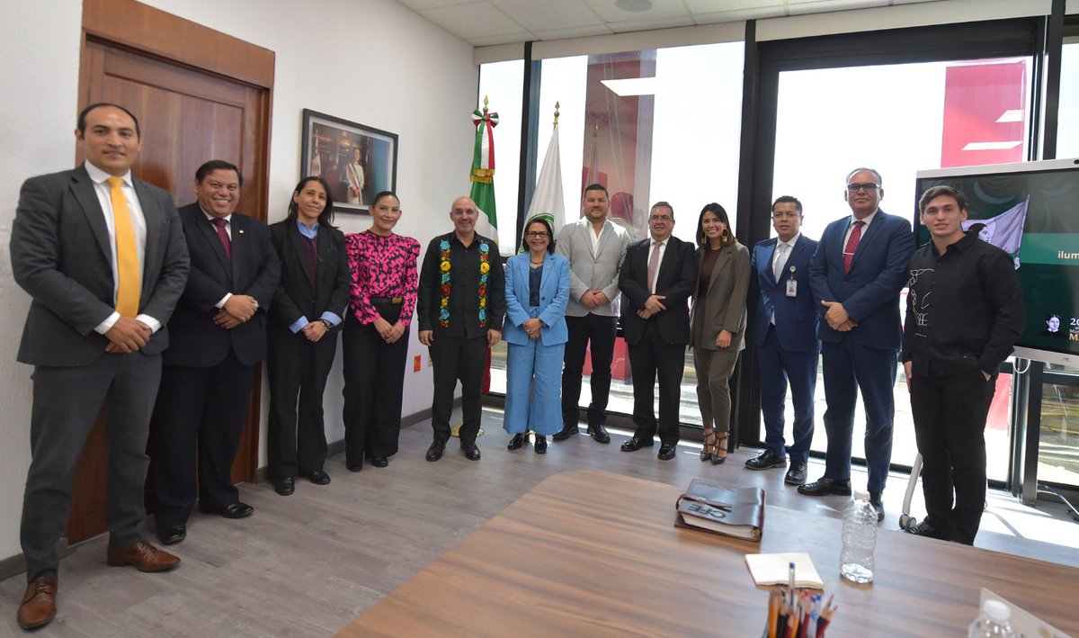 CFEmx tweet media