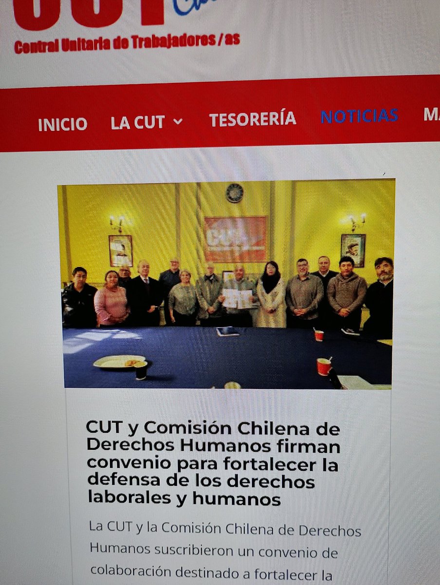 PanxitoTv's tweet photo. @Jou_Kaiser la cut y la comisión chilena de los DDHH firman convenio para fortalecer la defensa de los derechos laborales.....pero hojala paguen con carsel ellos quemaron chile https://t.co/AynkgZM75Y
