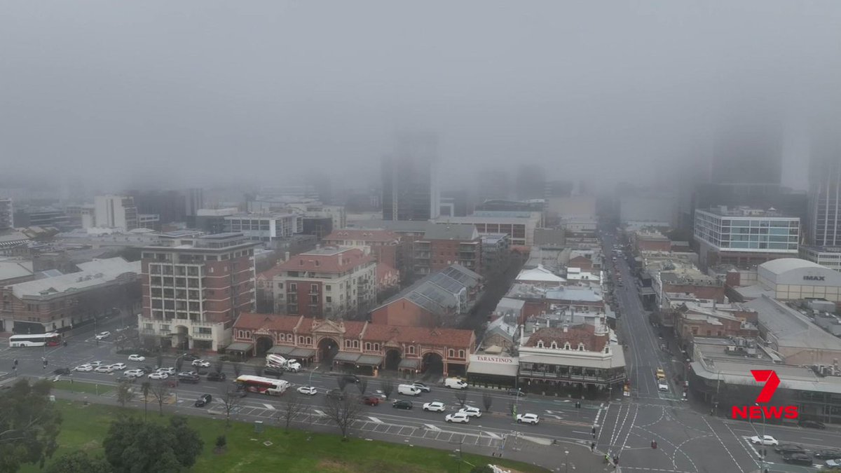 7NewsAdelaide's tweet photo. Adelaide has been blanketed by thick fog with several flights disrupted. How has it been at your place? Send your weather videos and photos to 7NEWS Adelaide: https://t.co/yH7LGVtt9R https://t.co/9CezODhJI2