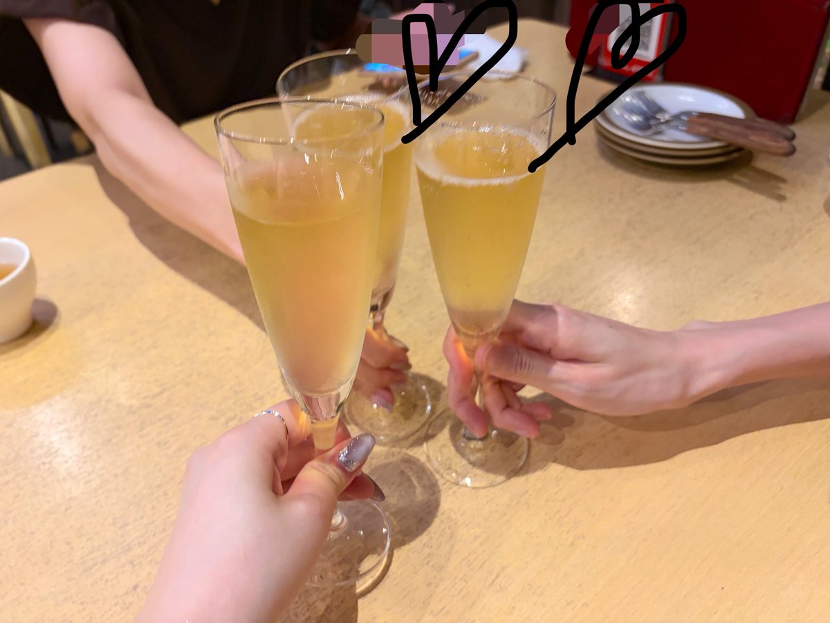 10mky59's tweet photo. 凄いOLみたいな事してた😂 https://t.co/hNL4m957cc