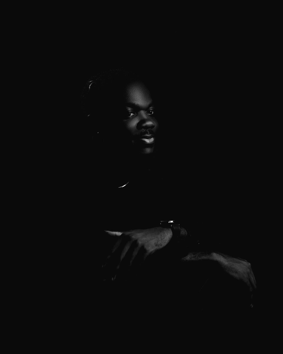 sarkmilla's tweet photo. Today, I celebrate not just another year of life, but another year of growth, strength, lessons, and God’s endless grace. Every challenge has shaped me, every blessing has reminded me that I am never alone Happy birthday 🎂🎁🎉🎈 to Me
 📸 : @Legendaryme__ https://t.co/9XnuVIlu7Z