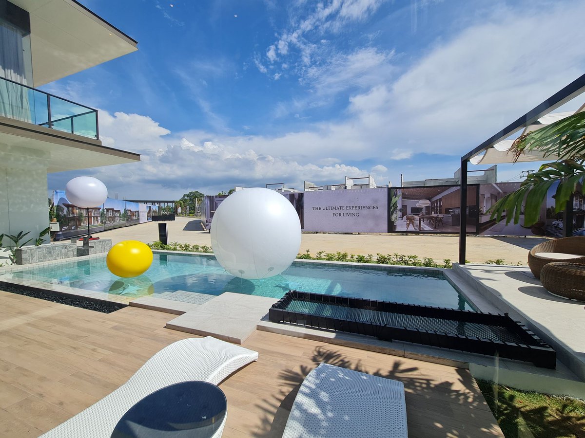 EclipseThailand's tweet photo. Highbury Hill Pool Villas Pattaya
USD 800K
4 Bed | 5 Bath | 375 Sq.m. | 408 Sq.m. Land
Your private oasis in Pattaya awaits.

Explore: https://t.co/95QfYkrvJr
Location: https://t.co/Rm2HYM7UPP

📩 DM for details!

#Pattaya #RealEstate #PoolVilla #HighburyHill #ThailandProperty https://t.co/wXmuo99Yil