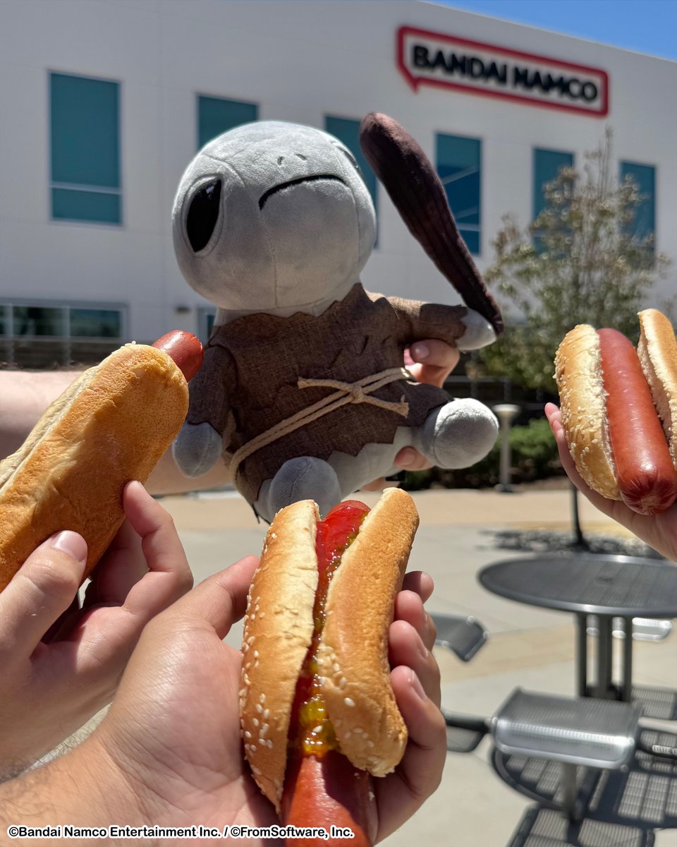 BandaiNamcoUS's tweet photo. July 15 is National Hot Dog day! 🌭
We're celebrating with the ELDEN RING Deluxe Albinauric Plushie, available for pre-order on the Bandai Namco store! 

➡️https://t.co/hznaTHXG1i https://t.co/uGqzB80Vqw