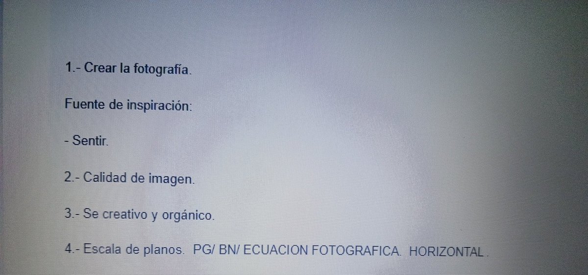 i05cass's tweet photo. Así se ven las instrucciones para una entrega cuando una tiene a la mejor profesora de fotografía del mundo https://t.co/Okld7hPcnb