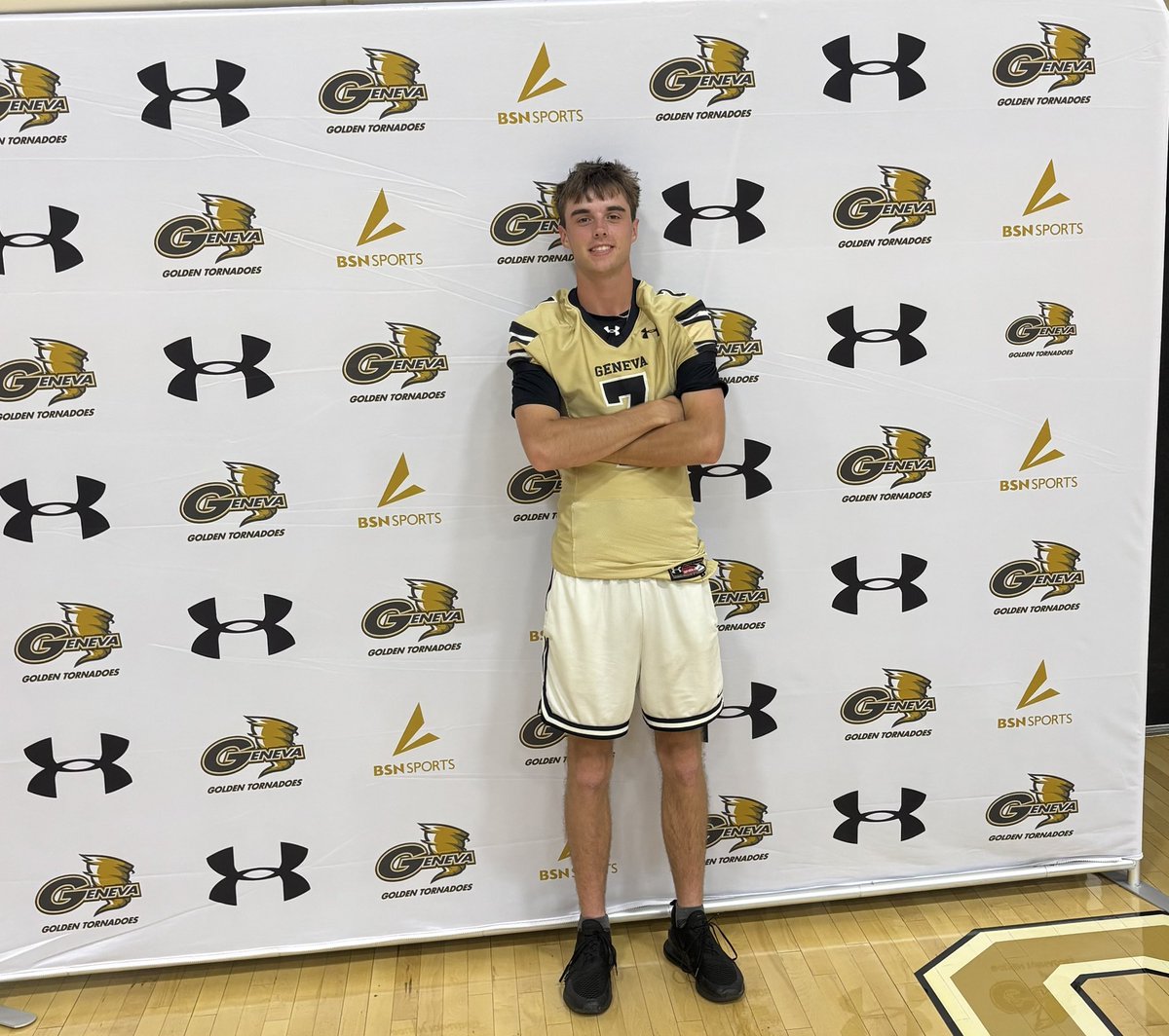 eddy_quinn5's tweet photo. Also, great visit today at @GenevaCollegeFB! Thank you to @CoachBensing for taking the time to show me around and introduce me to the program. Grateful for the opportunity! @knightsfootball https://t.co/NGxa2NfZxF