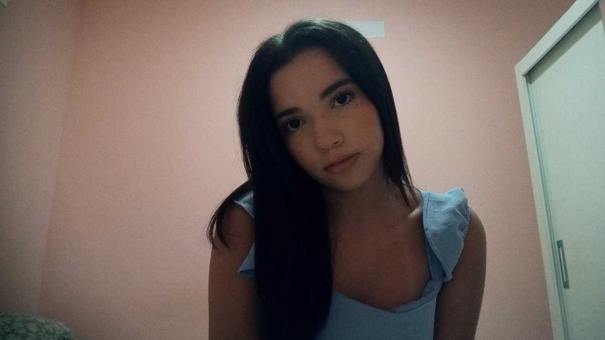 isabella w . jju 𝜗ৎ tweet media