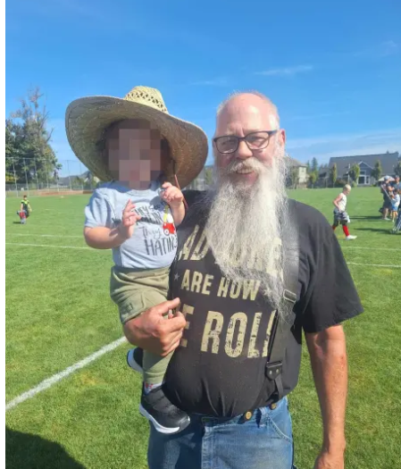 AMAZlNGNATURE's tweet photo. Bison involved in Yellowstone's viral tourist attack won't be euthanized

Park officials say the bull bison that tossed a 65 year old visitor into the air will not be put down, saying the animal was behaving naturally in the wild https://t.co/dWRmsy4gW1