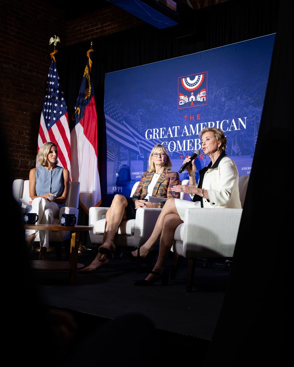 A1Policy's tweet photo. THANK YOU NEW BERN, NORTH CAROLINA!

Countless patriots turned out for our latest stop on the Great American Comeback Tour to discuss America’s future with @EDSecMcMahon https://t.co/vTKHnO6FSp
