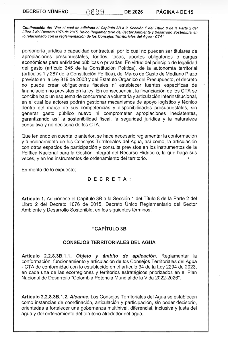 andresgilcaribe's tweet photo. ¡Lo logramos!

Hace varios años entendí que los conflictos por el agua no son únicamente problemas ambientales. Son conflictos por la democracia. Porque cuando las comunidades no participan en las decisiones sobre sus ríos, ciénagas, humedales o acuíferos, casi siempre terminan perdiendo frente a intereses más poderosos.

Por eso luchamos por años, para forzar al @MinAmbienteCo  en cabeza de sus distintas ministras a cumplir con el mandato de la Ley 2294/23 y materializara finalmente el decreto reglamentario. Para ello tuvimos que impulsar una Acción de Cumplimiento instaurada por el Procurador 34 Judicial I Ambiental y Agrario de Armenia, celebro la expedición del decreto que reglamenta los Consejos Territoriales del Agua.

Este decreto convierte en realidad una herramienta que permitirá reunir, alrededor de una misma mesa, a comunidades indígenas, campesinas, afrodescendientes, pescadores, acueductos comunitarios, organizaciones sociales, academia, autoridades ambientales, entidades territoriales y sectores productivos para dialogar sobre el futuro del agua y del territorio.

Después de recorrer durante años territorios como la Ciénaga Grande de Santa Marta, donde el agua ha sido motivo de conflicto, abandono y exclusión, creo profundamente que la gobernanza no puede construirse desde un escritorio en Bogotá. Debe construirse escuchando a quienes conocen el territorio porque lo viven todos los días.

Ahora viene el reto más importante: que estos Consejos no sean un simple decreto, sino escenarios vivos de participación, diálogo y construcción colectiva capaces de transformar la manera en que Colombia se relaciona con el agua.