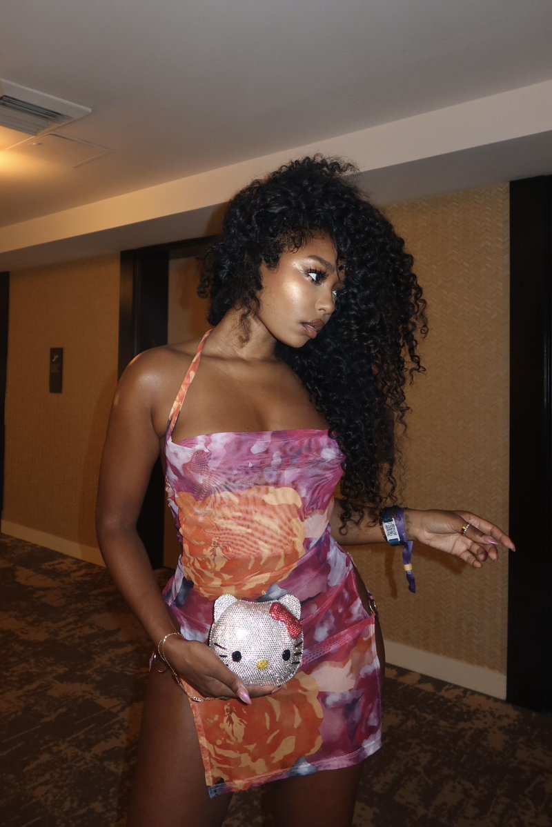 tumblr babe tweet media