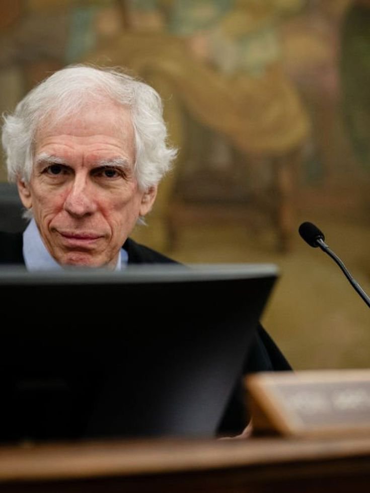 MAGANEWS_X's tweet photo. Do you support Judge Engoron getting disbarred for clearly interfering with the 2024 Election? https://t.co/k8wOpKAydS