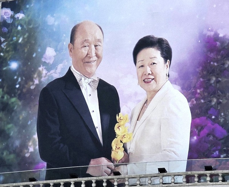 Pjss2SafNd72674's tweet photo. 韓鶴子総裁勾留執行停止延長一ヶ月の様子！
韓鶴子総裁不起訴確定！
ノーベル平和賞推薦候補
世界平和、南北平和統一推進評価される。推薦者は、前欧州連合（ＥＵ）信教の自由特使のヤン・フィゲル氏
韓国特検拘束解放釈放へ
健康回復されます様に！ https://t.co/gvXtC3krVo