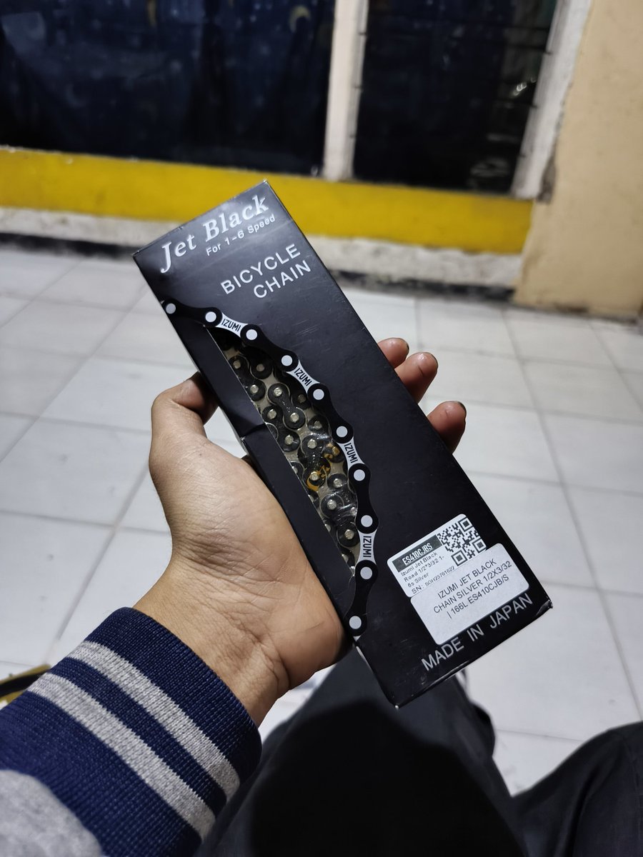 KAZUMA3510's tweet photo. @anunyadian Kegocek ya bang ama tulisan di market, gw juga sama wkwkw untung bisa retur https://t.co/SzvizX5wK1