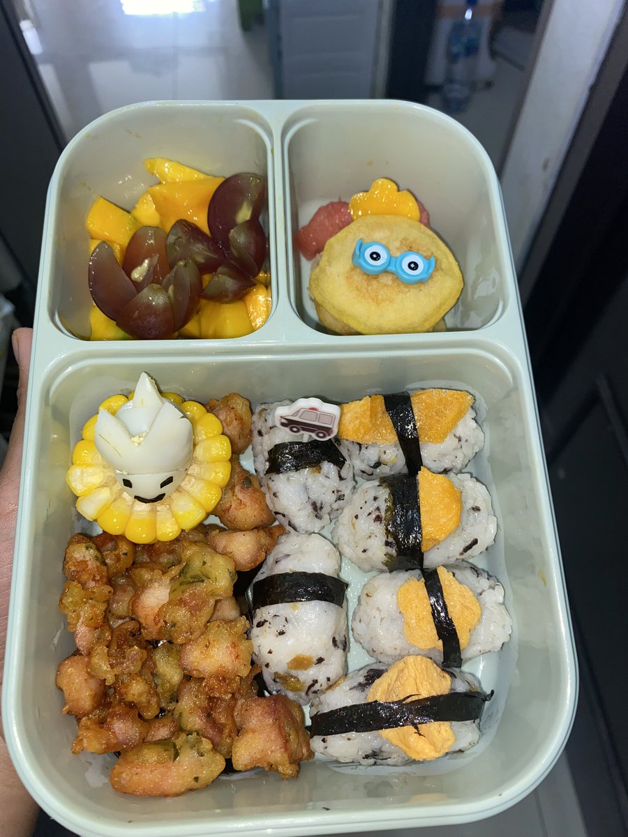 chantak_01's tweet photo. Kangen bikin beginian tapi anak nya sekarang kalau makan porsinya dah bisa di adu sama abang abang 😔😔 https://t.co/pPywKe1Cb7