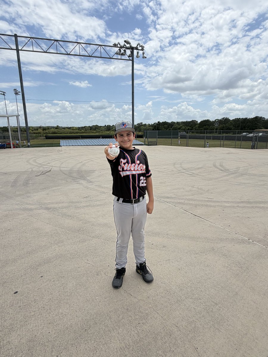 fusionSATX's tweet photo. Diego, congratulations on your home run today! 💣⚾️

Never forget that there are people who believe in you and know what you’re capable of. Keep working, keep believing, and keep being you. Your best is still ahead. 🧡💙 https://t.co/3NZVm9fG5T