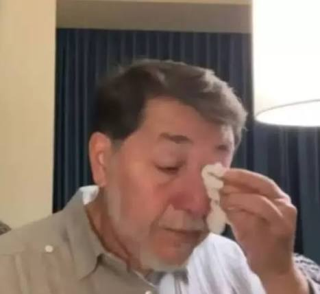 Machamanteles's tweet photo. @OSWALDORIOSM @FBI YA ESTA LLORANDO EL POBRE, ESO ES LO QUE QUERIAN?? a y yo tambien querio que se bañe el che puerco jaja https://t.co/zapb1WCpeH