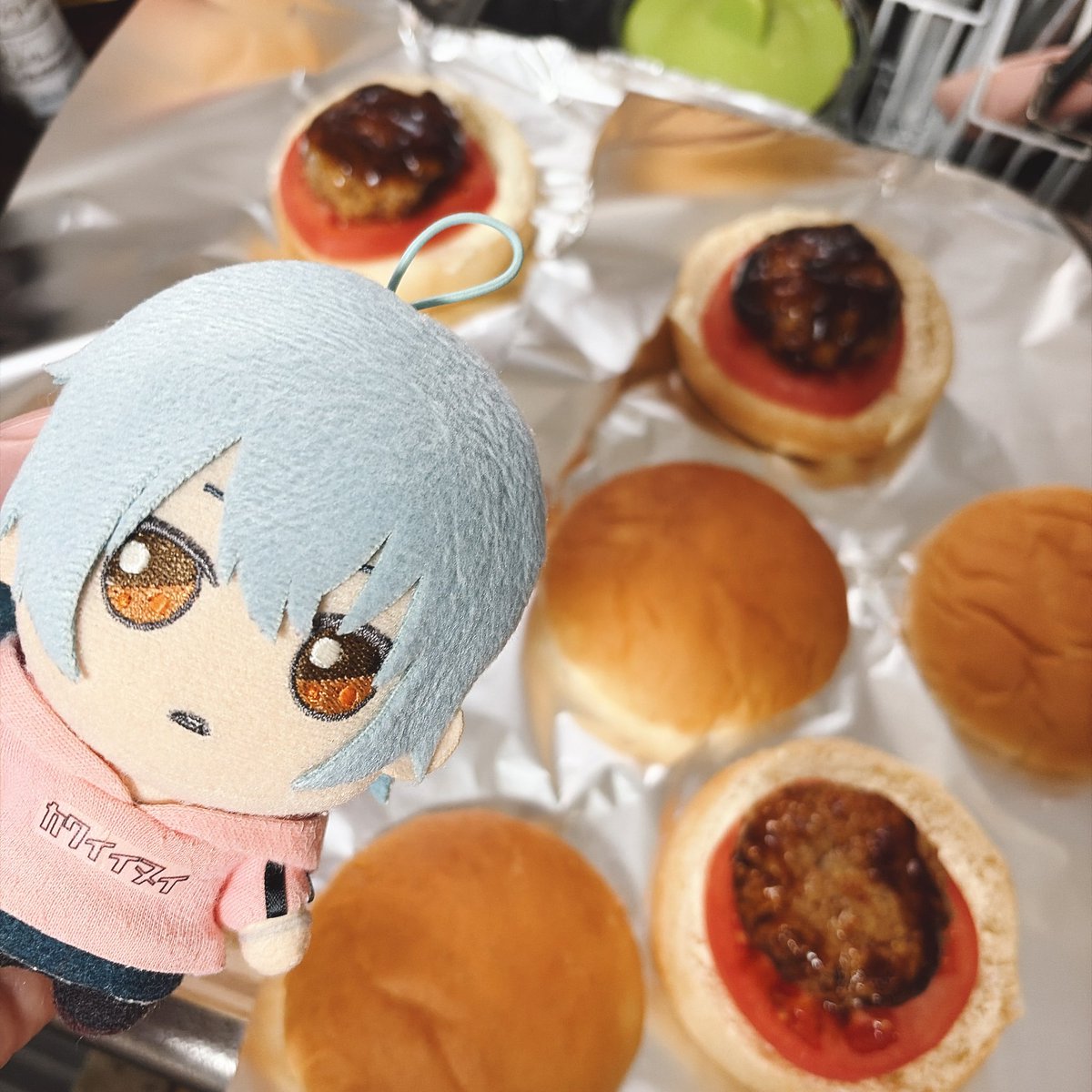 muniku_mhyk's tweet photo. よっ、と

#ネロぬときょうのおべんとう https://t.co/1N10Amqezy