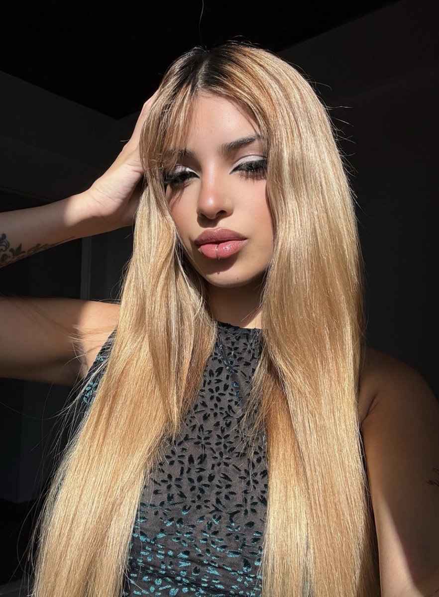 Latinaritafin's tweet photo. Debt looks good when you see me👑

Findom findumb Latina Goddess https://t.co/WSGCuGLERJ
