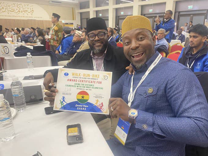 HF_Ghana's tweet photo. Humanity First Ghana representatives proudly participated in the Humanity First 30th Anniversary International Conference in the United Kingdom.
#HumanityFirst #HF30 #ServingMankind #HumanityFirstGhana https://t.co/wYvF5Zdmwa