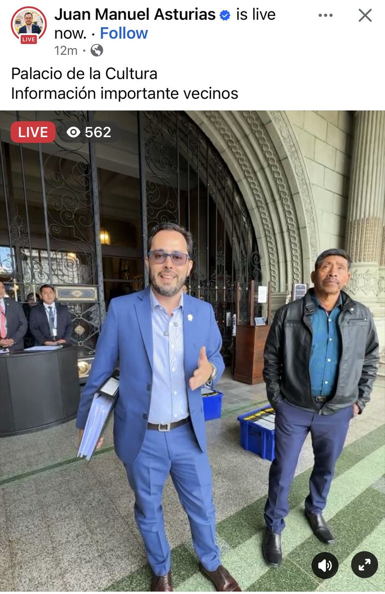 fiaheisenberg's tweet photo. Ay presidente @BArevalodeLeon ya le cayó el alcalde al Palacio. 

Si nos hiciera favor de una de preguntarle por qué hoy en la mañana aprobó el Concejo darle OTRA obra a la misma constructora que tiene la escuela de San Mateo — a pesar de que los COCODES pidieron que no se le asignara, sería ideal.

Si también le causara dudas por qué la junta para las licitaciones es la misma siempre, por qué solo hubo 1 ofertante que cumplió a la perfección con todo lo que querían y por qué la carta de los COCODES no le fue socializada al consejo hasta hoy (ya que estaban por responderles que gracias pero que no importa lo que quieran), hágame el favor de preguntarle. 

Muchas gracias.