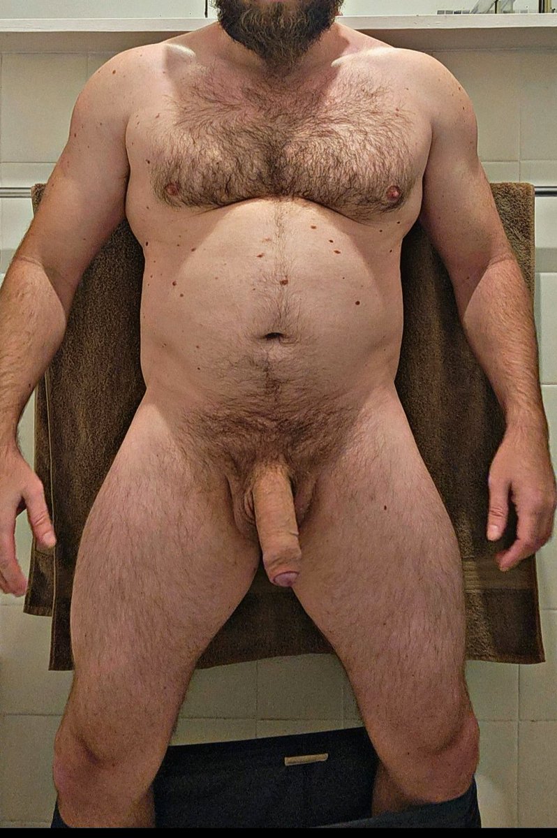TallDavid69's tweet photo. tummy full, who wants to cum rub my belly? https://t.co/XDY2ThDmyN