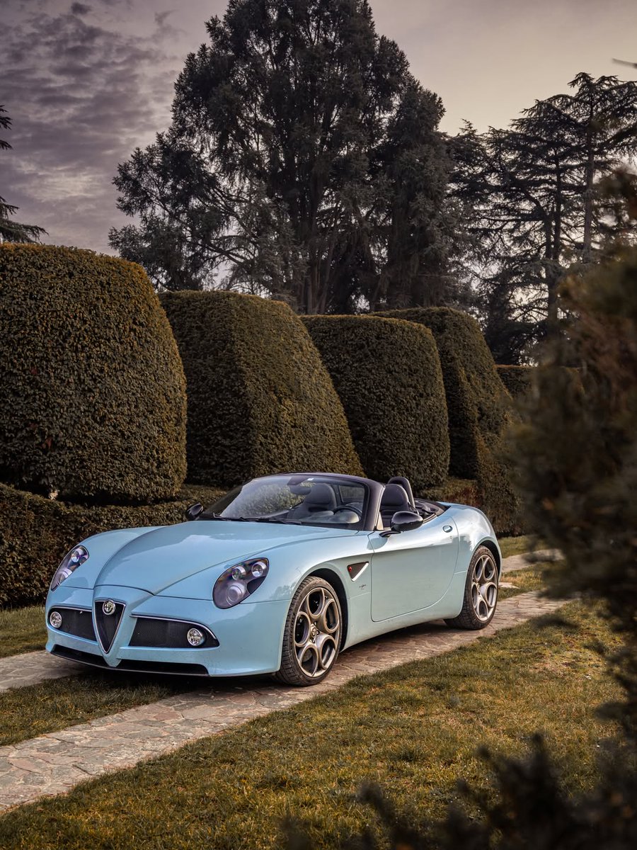 retro_shiftt's tweet photo. Alfa Romeo 8C Spider. Sculpted by wind, refined by soul. https://t.co/dZ6f1TE36w