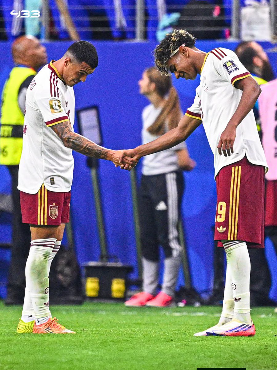 VibhakarGupta's tweet photo. SPAIN MAKE HISTORY AGAIN AND FLY TO THE WORLD CUP FINAL🏆

Mikel Oyarzabal opened the scoring, Pedro Porro sealed the win, and Spain delivered a masterclass.

Calm, clinical, and fearless — France had no answers. A complete team performance on the biggest stage.❤️🇪🇸

#ESPFRA https://t.co/kki4CbACjM