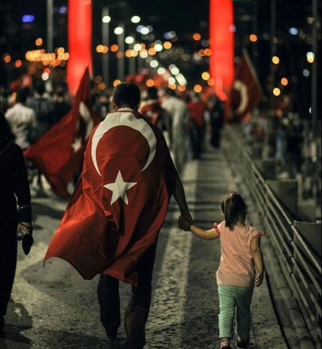 Aydaamerve's tweet photo. “Allah yolunda öldürülenlere ‘ölüler’ demeyin. Hayır, onlar diridirler...” (Bakara, 154) https://t.co/XocRr0xQQm
