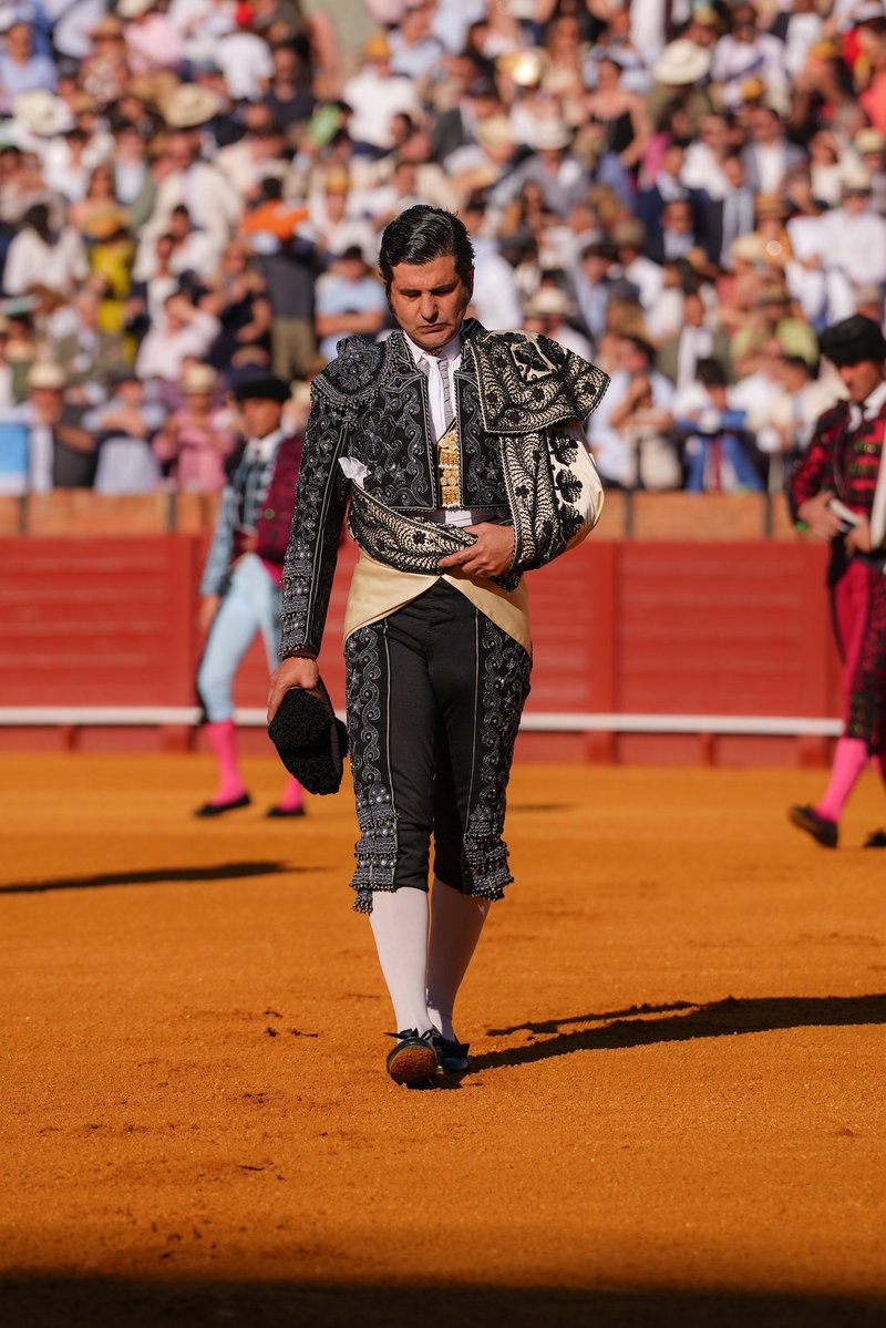 gzvillodres's tweet photo. ¡ENTRE FLORES, FANDANGUILLOS Y ALEGRÍAS! https://t.co/9FJa4If1Um