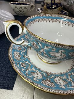 AnInFableAngel's tweet photo. Time for some tea. https://t.co/hjJEckCLo9